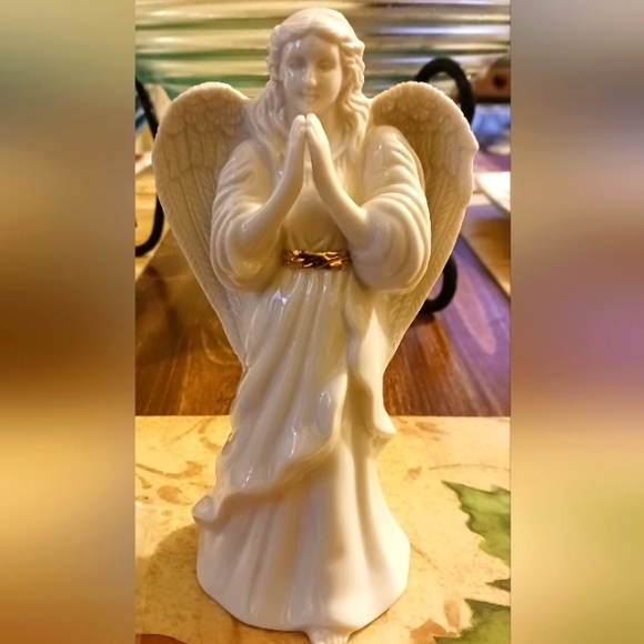 RARE FIND! Vintage Lenox Praying Angel - Picture 1 of 3